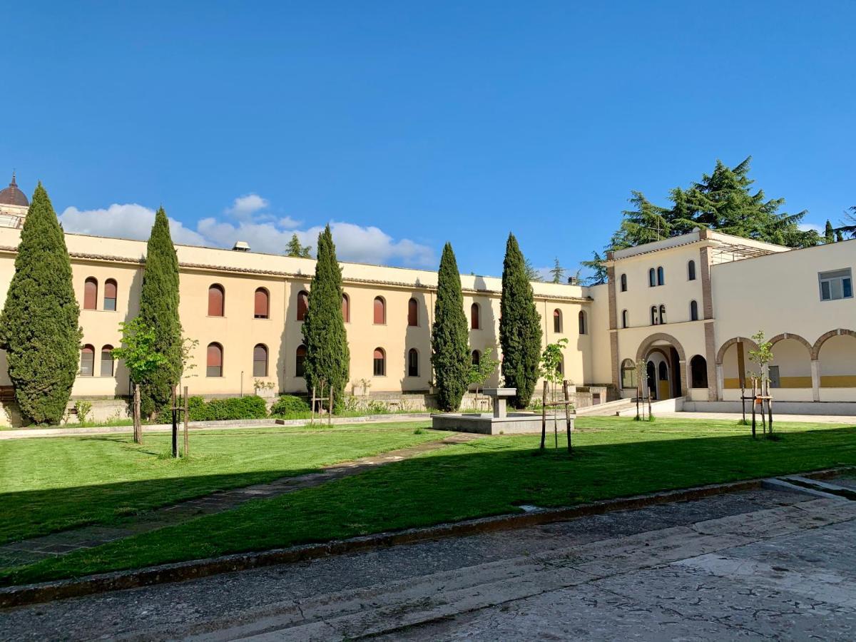 Monastero San Vincenzo - Casa Per Ferie Hotel Bassano Romano Exterior foto